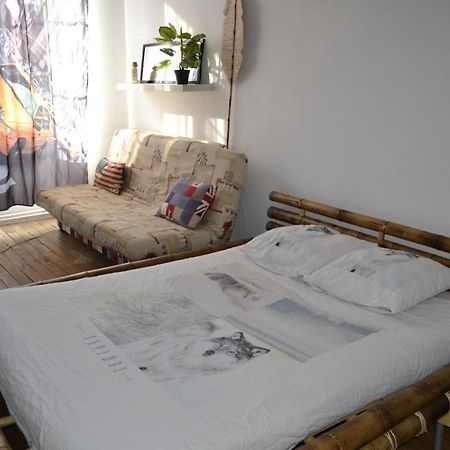 Chambre d'hôte grande suite Chef-Boutonne Extérieur photo