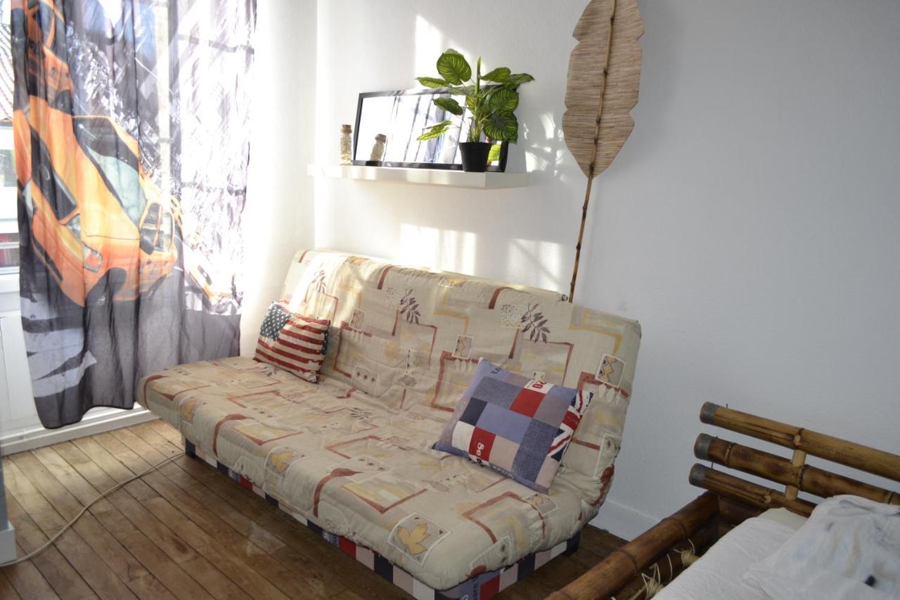 Chambre d'hôte grande suite Chef-Boutonne Extérieur photo
